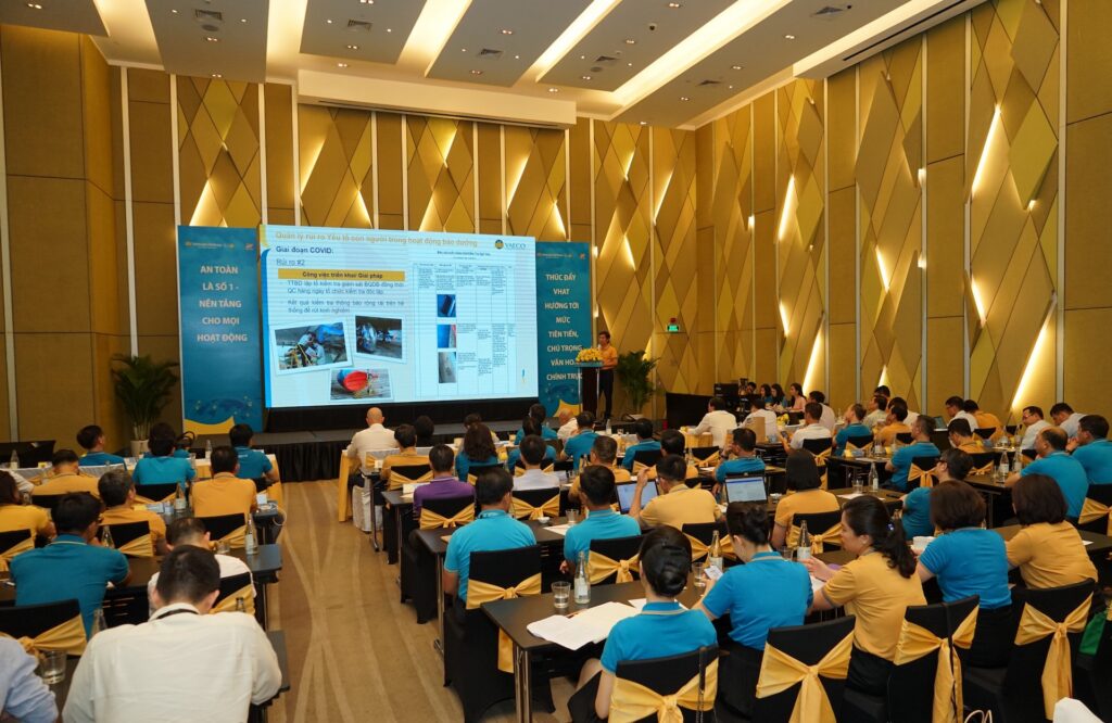 Đào tạo văn hóa an toàn cho cán bộ nhân viên Vietnam Airlines